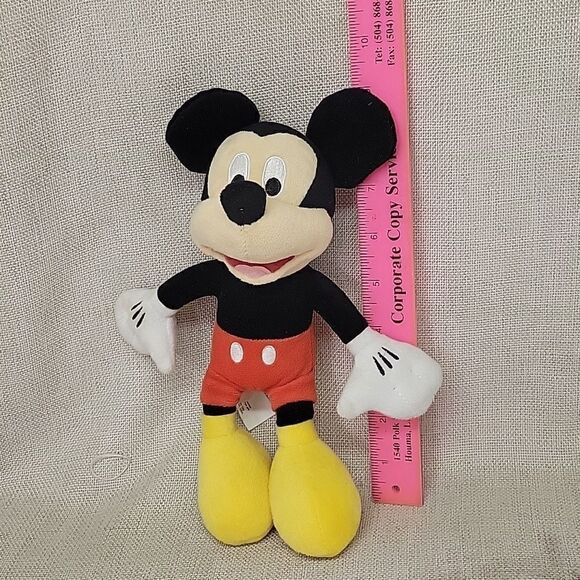 3 Disney plush toys and 1939 School Days in Disney Villegas book - Picture 5 of 10